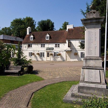 Premier Inn Portsmouth Horndean Экстерьер фото
