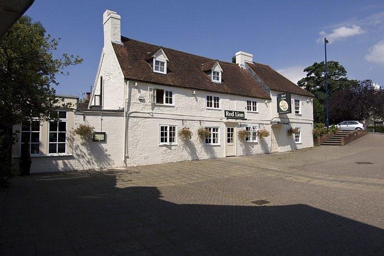 Premier Inn Portsmouth Horndean Экстерьер фото